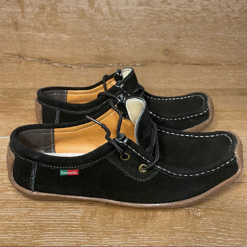 Sanearda Lace-up Shoe in Black